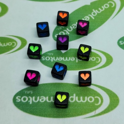 Dije cubo corazon fluo 5 mm x 250 gs